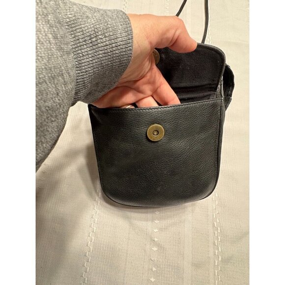 Vintage Fossil Black Leather Small Crossbody Bag Purse Supple Luxury Classic - Picture 10 of 13